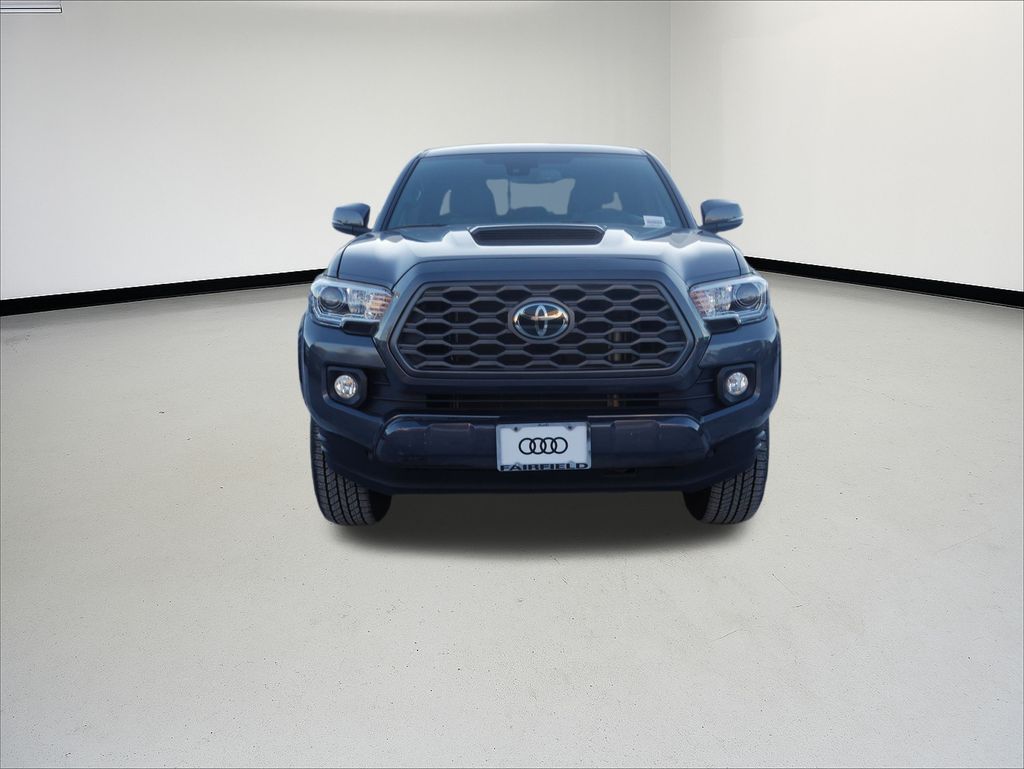 Thumbnail: 2021 Toyota Tacoma - 9