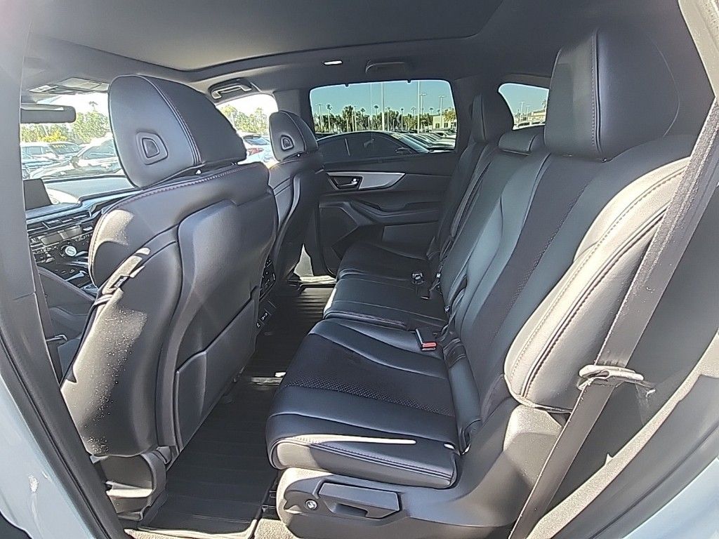 Thumbnail: 2022 Acura MDX - 13