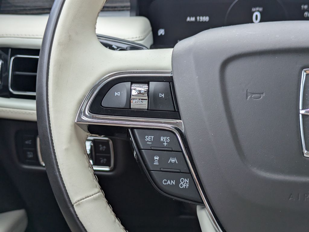 2023 Lincoln Nautilus Black Label
