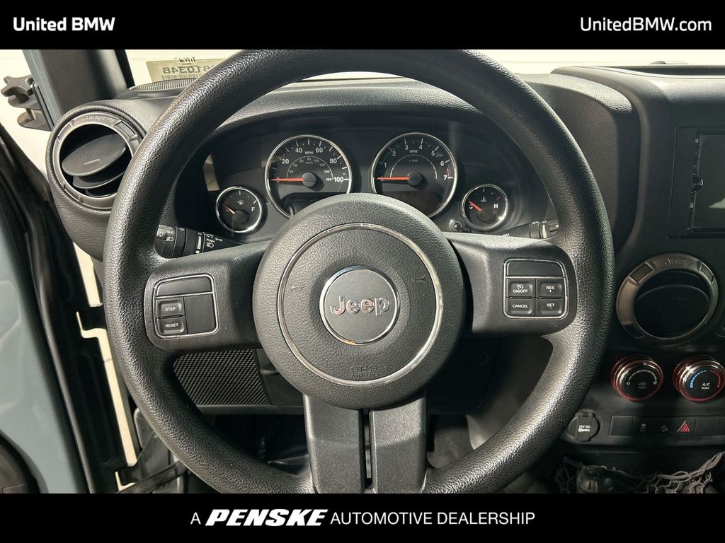 2015 Jeep Wrangler Sport 14