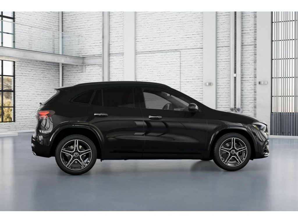 Thumbnail: 2026 Mercedes-Benz GLA - 17