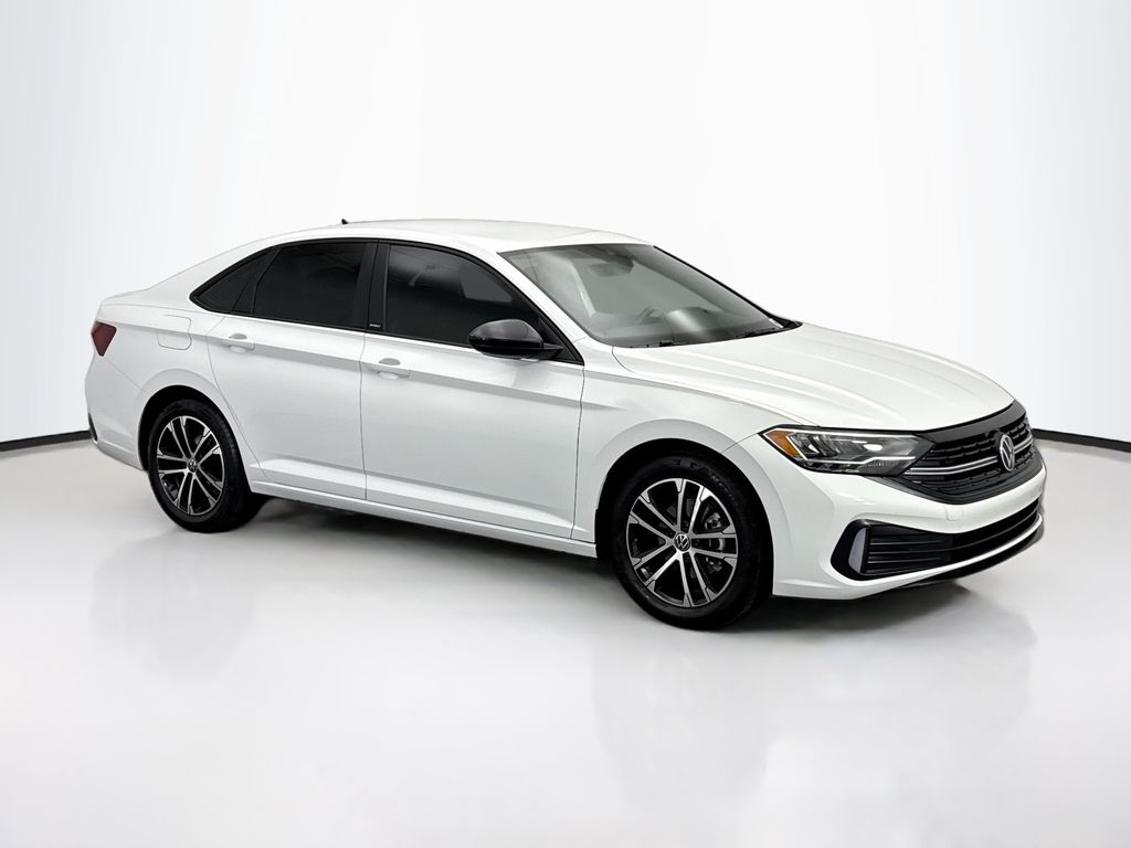 Thumbnail: 2024 Volkswagen Jetta - 3