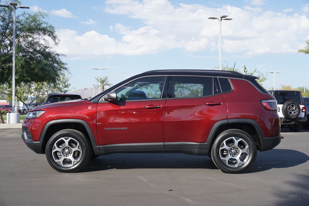 2022 Jeep Compass Trailhawk 2