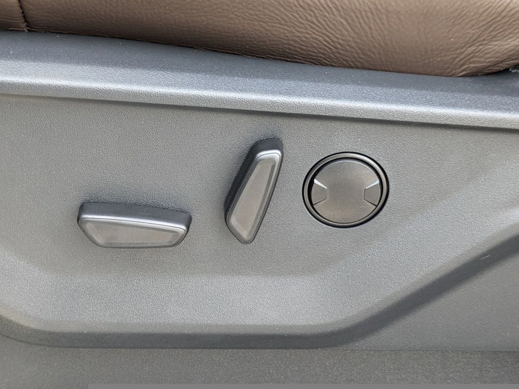 2025 Ford Expedition MAX King Ranch
