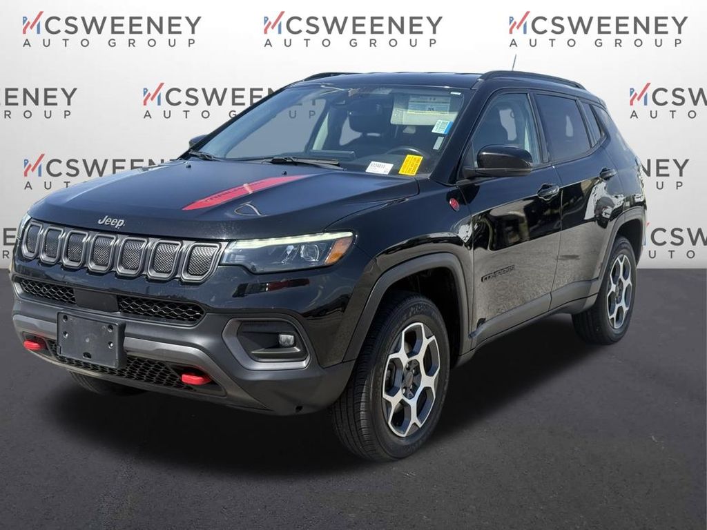 Diamond Black Crystal Pearlcoat 2022 Jeep Compass Trailhawk 4WD SUV / Crossover Four-Wheel Drive 9-Speed Automatic