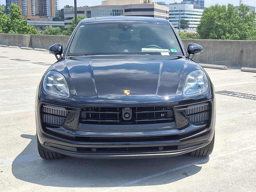 Thumbnail: 2025 Porsche Macan - 6