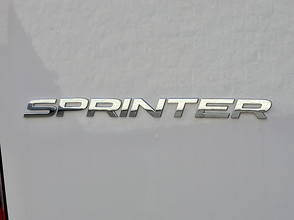 2025 Mercedes-Benz Sprinter 2500 22