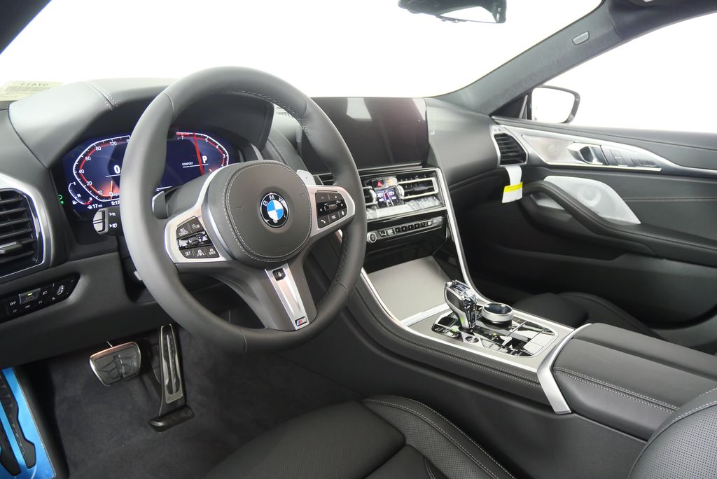 Thumbnail: 2026 BMW 8 Series - 15