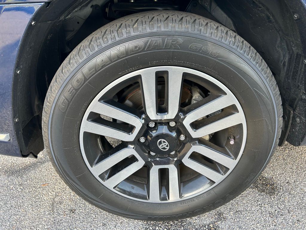 Thumbnail: 2023 Toyota 4Runner - 9