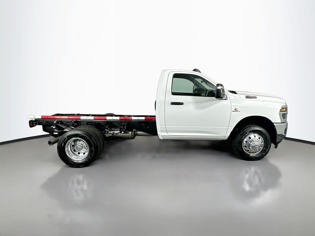 New 2026 White Ram Tradesman 60CA Dually image 8