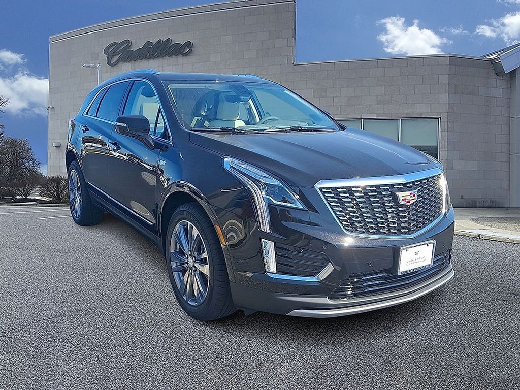 Thumbnail: 2025 Cadillac XT5 - 2