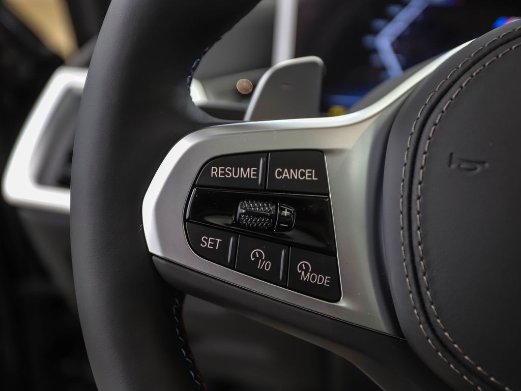 Thumbnail: 2026 BMW X5 - 13