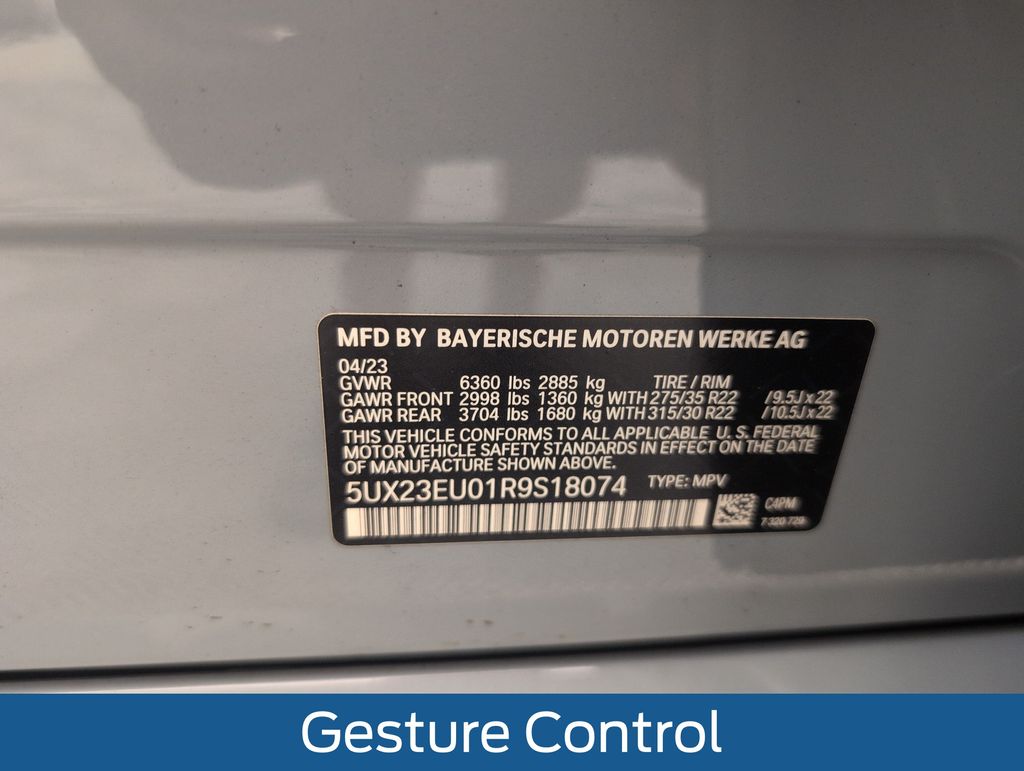 Used 2024 Gray BMW xDrive40i image 40