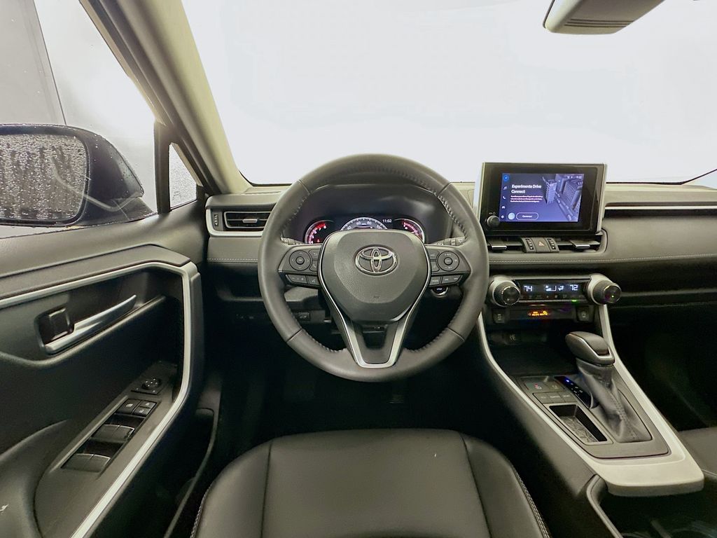 Thumbnail: 2025 Toyota RAV4 - 22