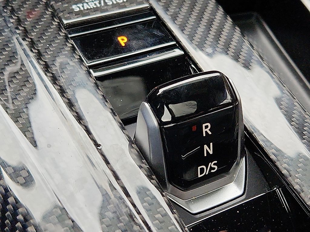 Thumbnail: 2024 Volkswagen Golf - 16