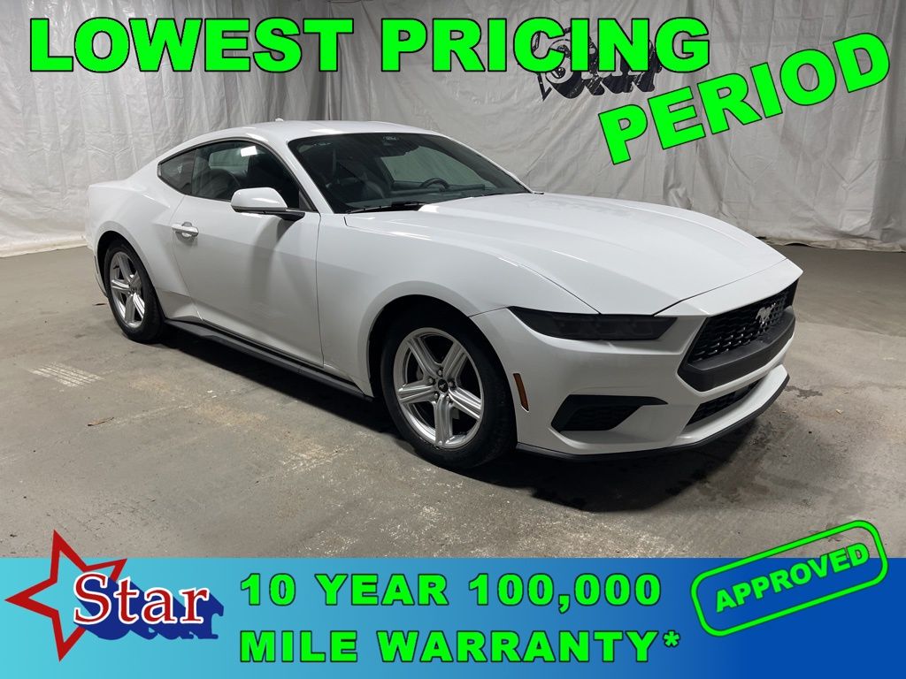 Oxford White 2026 Ford Mustang Coupe Rear-Wheel Drive Automatic