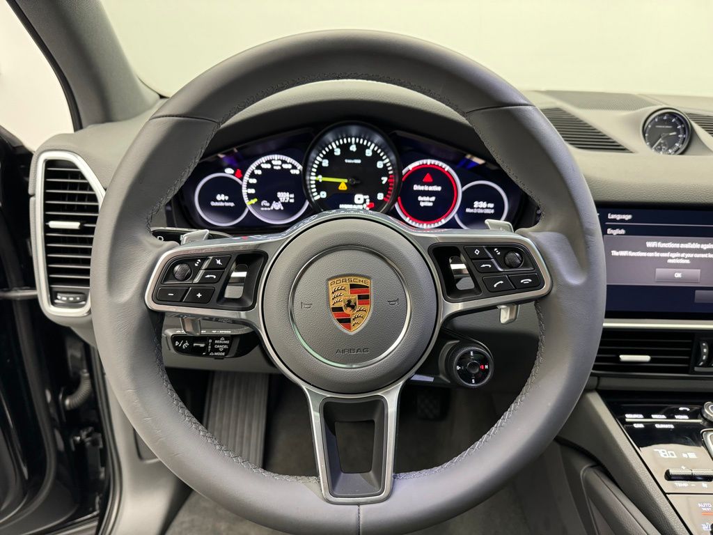 2023 Porsche Cayenne Platinum Edition 12