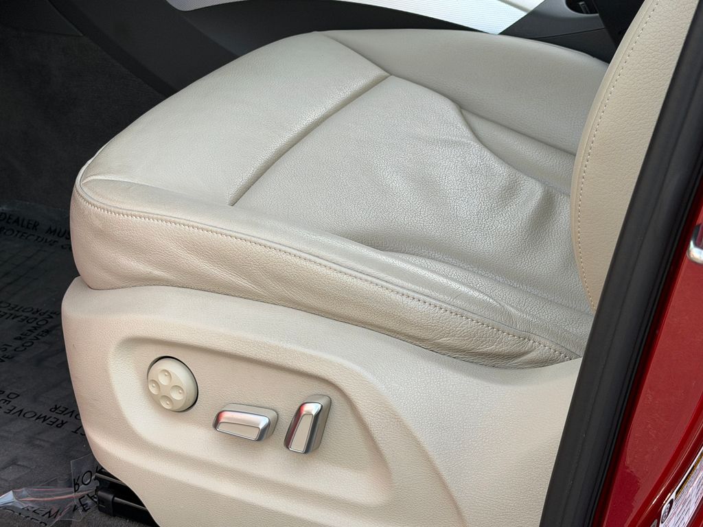 Thumbnail: 2015 Audi Q5 - 16