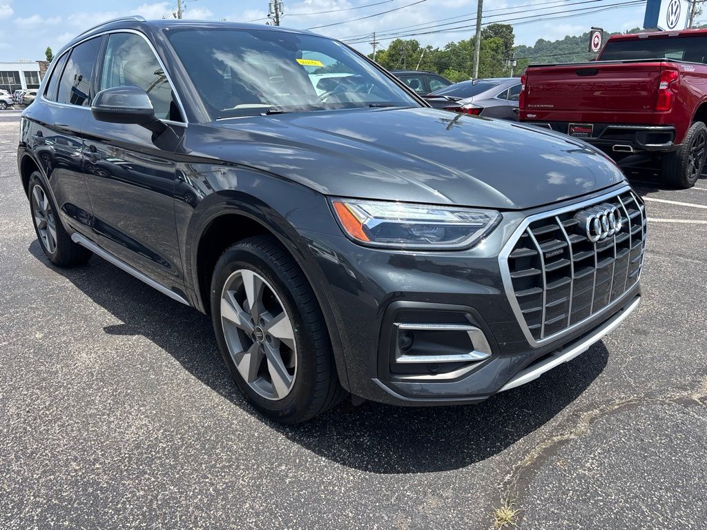 2023 Audi Q5 quattro Premium Plus 40 TFSI