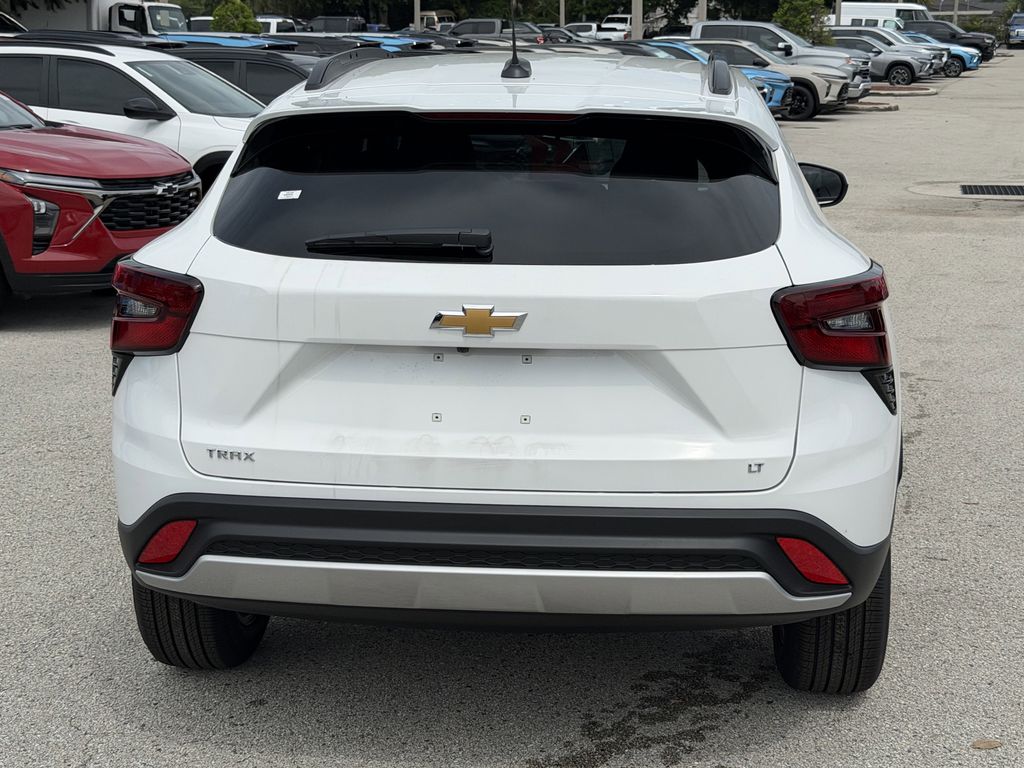 new 2026 Chevrolet Trax car, priced at $22,495