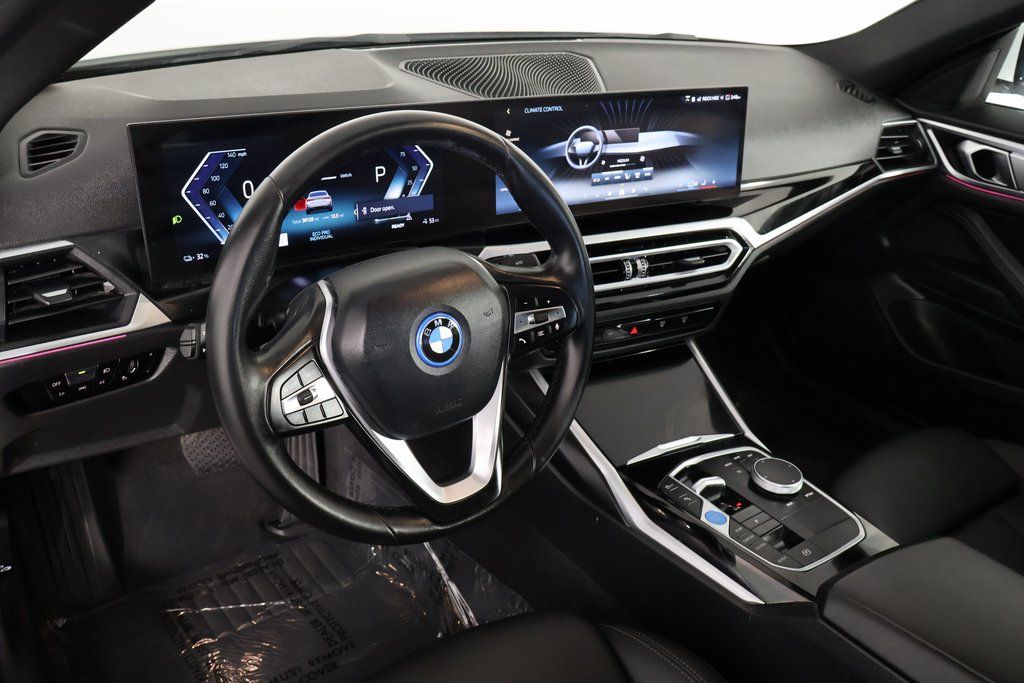 Thumbnail: 2024 BMW i4 - 7