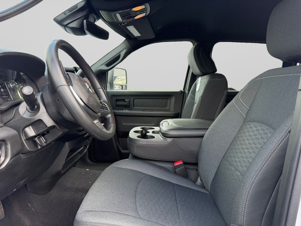 2026 Ram 3500 Tradesman - 9