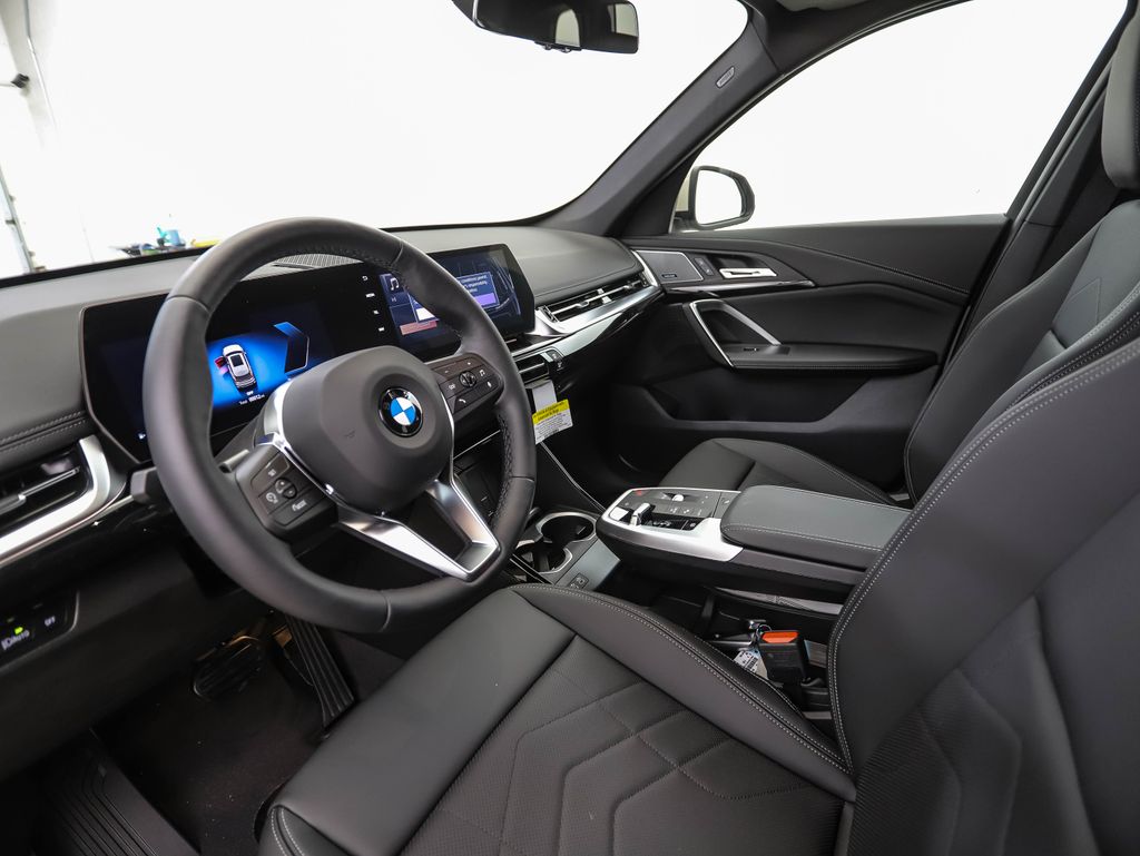 Thumbnail: 2026 BMW X1 - 10