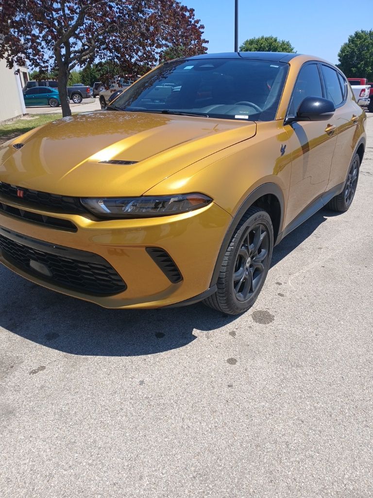 Acapulco Gold 2024 Dodge Hornet GT Plus AWD SUV / Crossover All-Wheel Drive 9-Speed Automatic