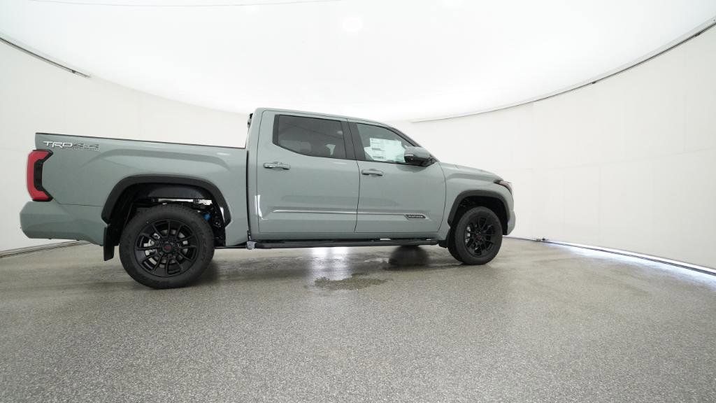 Thumbnail: 2025 Toyota Tundra - 25