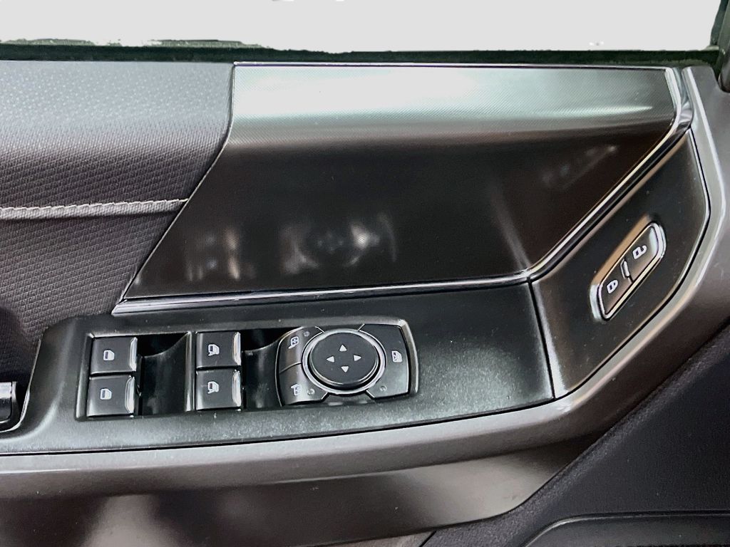 Used 2024 Oxford White Ford XLT image 18