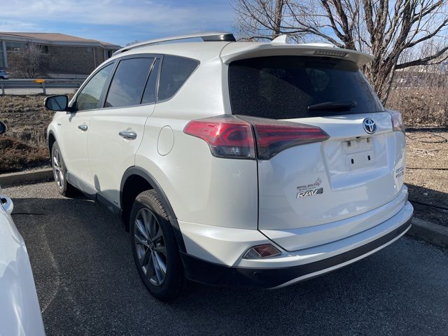 2016 Toyota RAV4 Limited 4