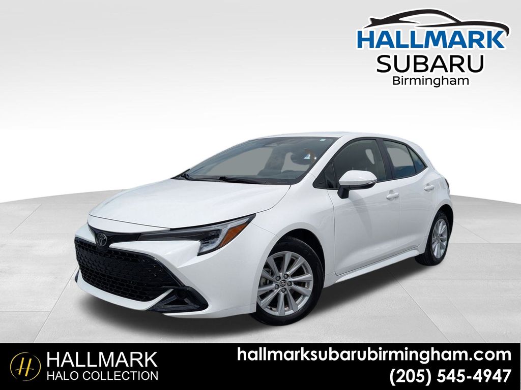 2024 Toyota Corolla Hatchback SE