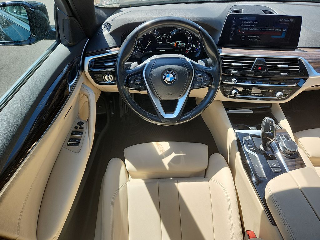 Thumbnail: 2017 BMW 5 Series - 11