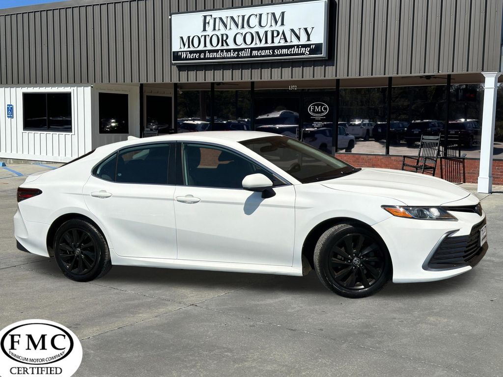 2021 Toyota Camry LE FWD