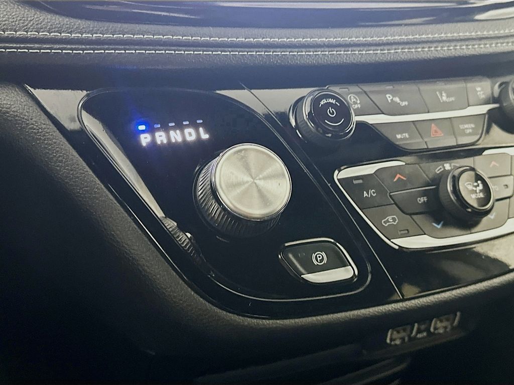 Used 2023 Black Chrysler Touring image 16