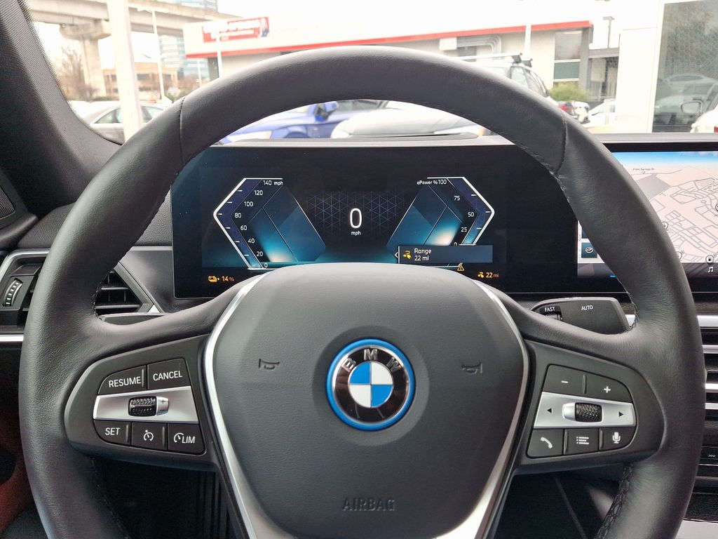 2024 BMW i4 eDrive35 18