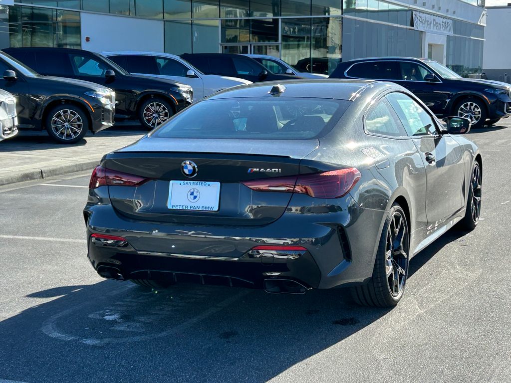 Thumbnail: 2026 BMW 4 Series - 5