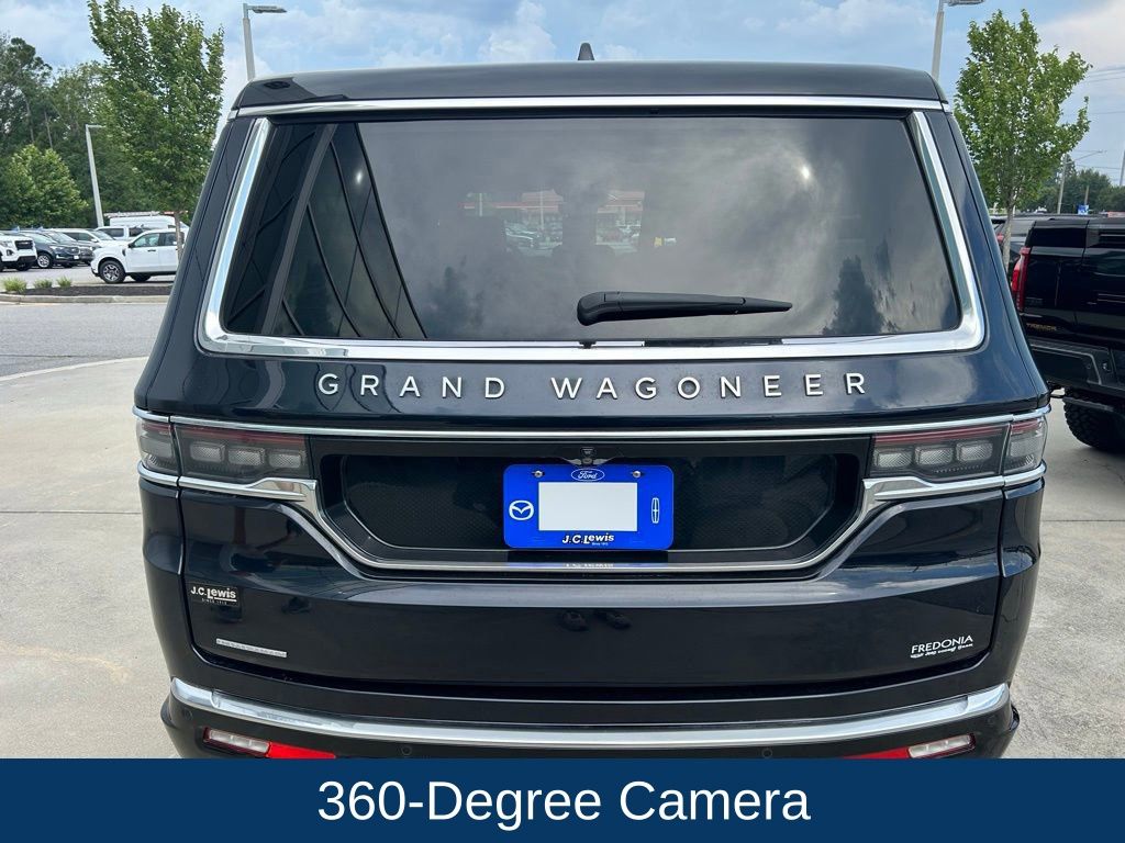 2023 Jeep Grand Wagoneer L Base