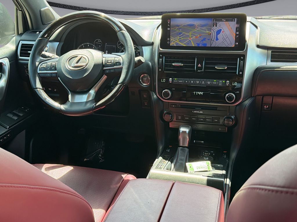 Thumbnail: 2023 Lexus GX - 19