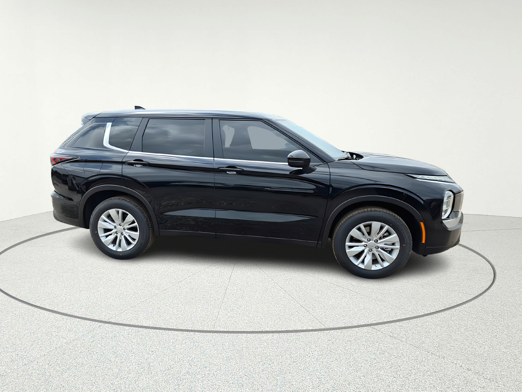 2026 Mitsubishi Outlander ES Black at North Houston Mitsubishi