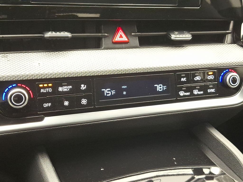 Thumbnail: 2023 Kia Sportage - 16