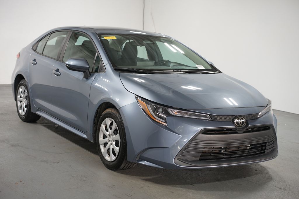 Thumbnail: 2024 Toyota Corolla - 3