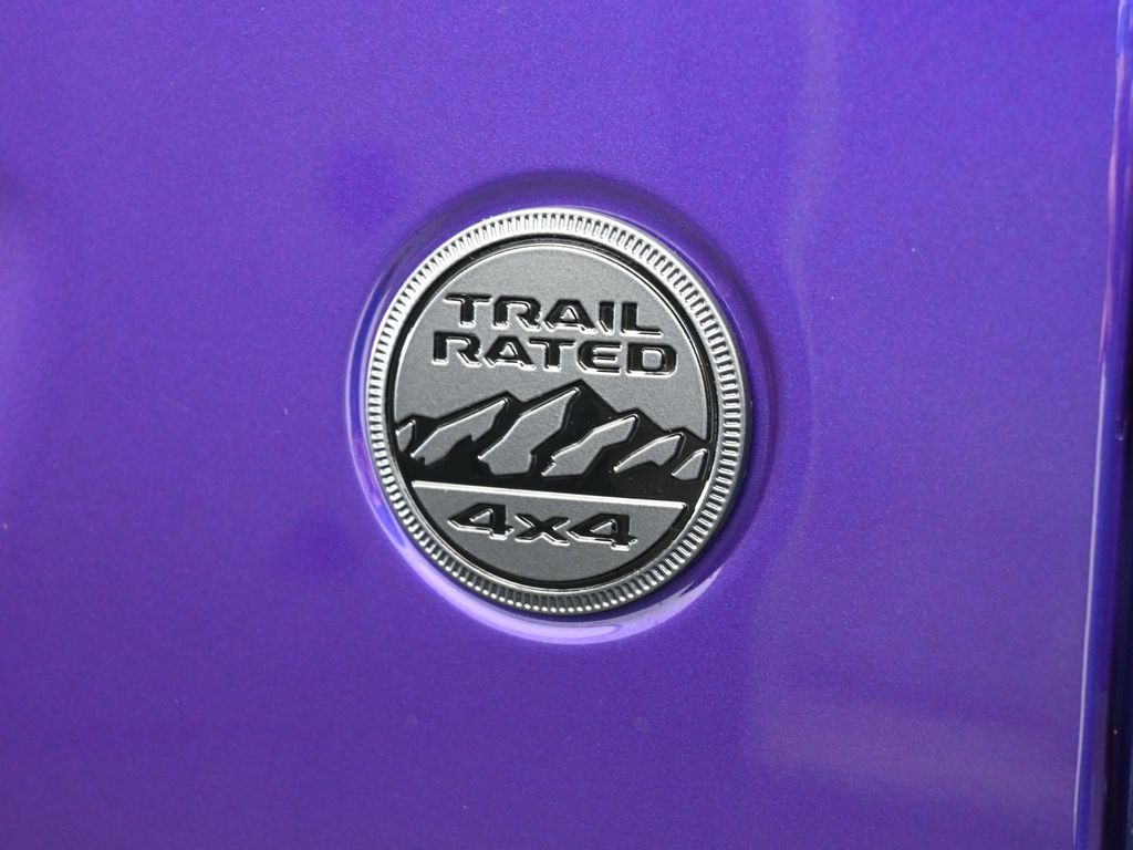 New 2026 Reign Jeep Sport image 25