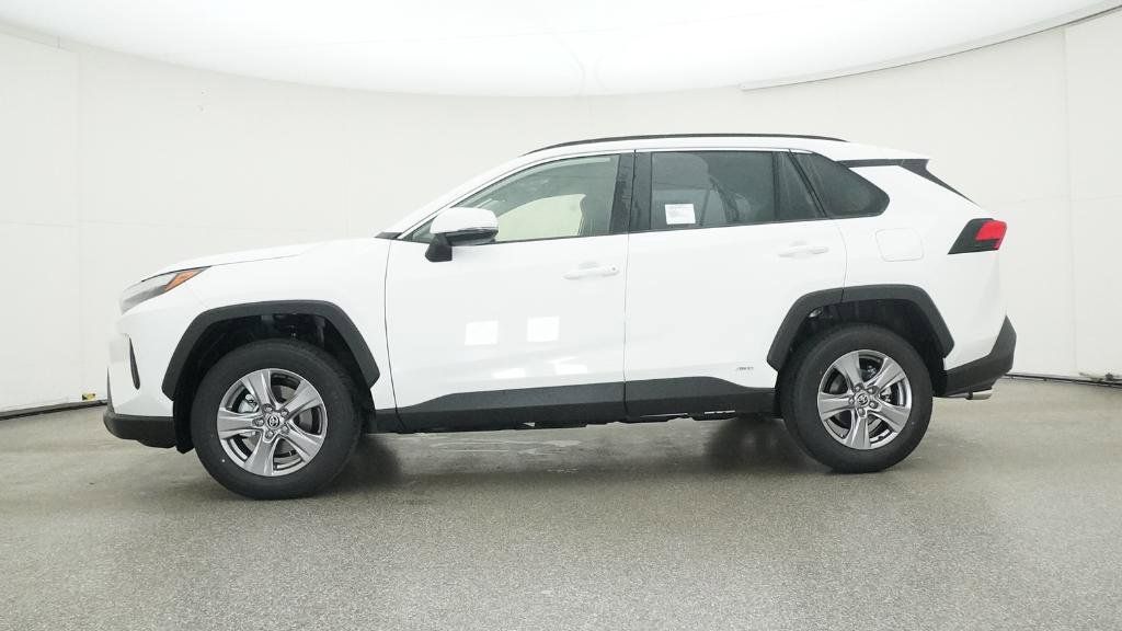 Thumbnail: 2025 Toyota RAV4 - 23