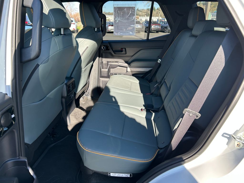 2025 Toyota 4Runner i-FORCE MAX Hybrid Trailhunter