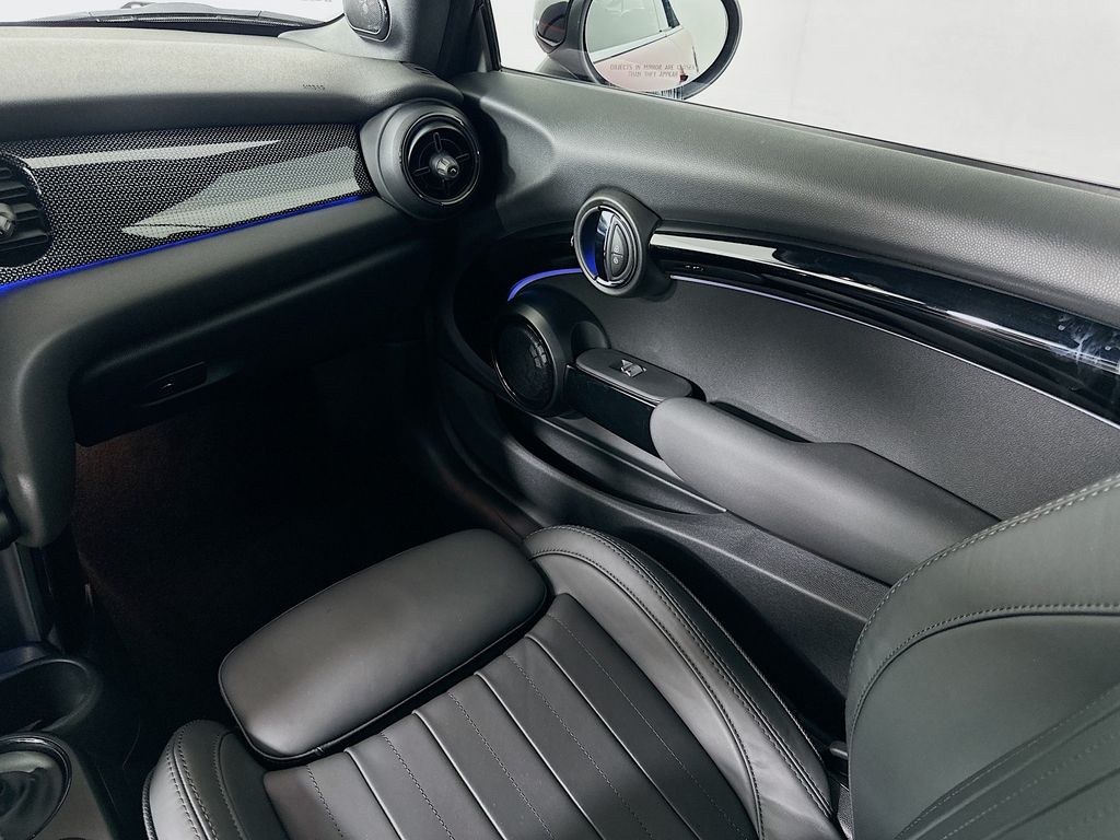 Thumbnail: 2023 MINI Cooper - 23