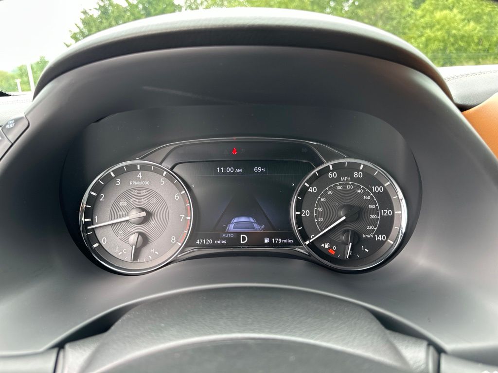 Photo 2 of 2022 INFINITI QX80 Sensory