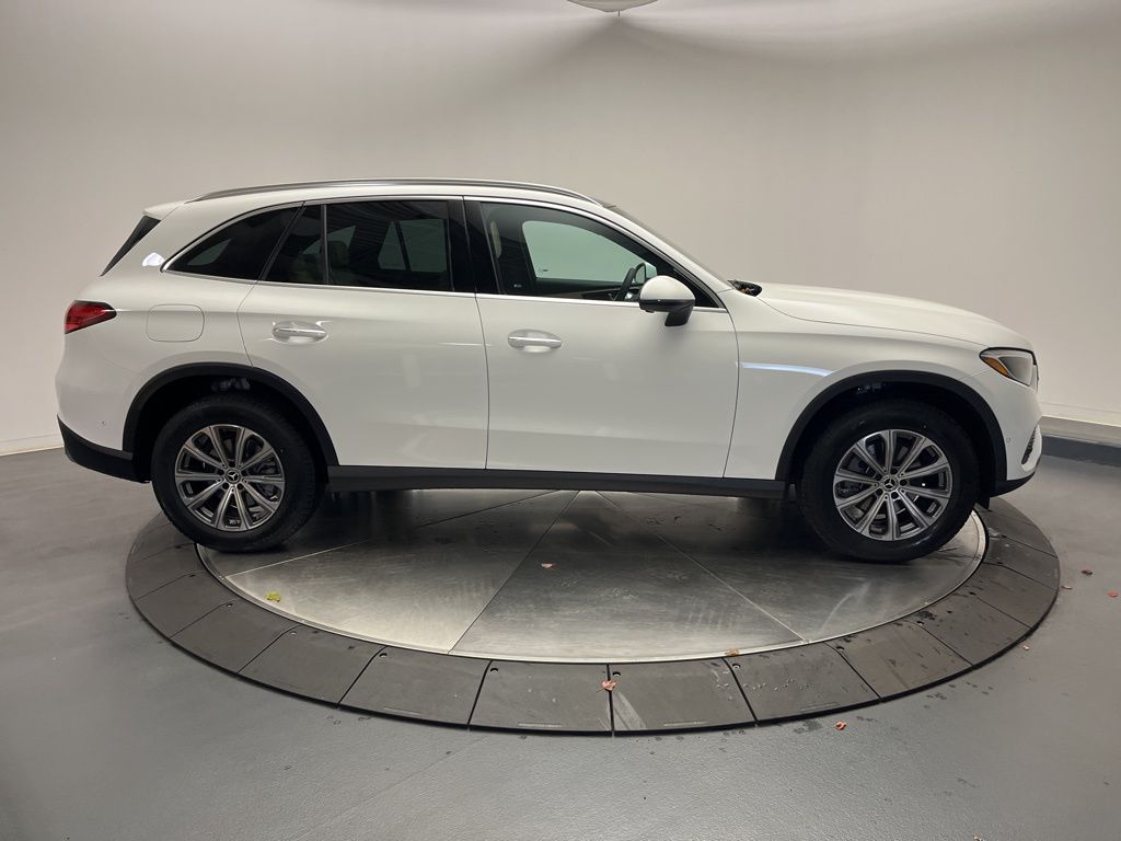 Thumbnail: 2026 Mercedes-Benz GLC - 8