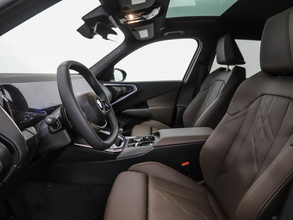 Thumbnail: 2025 BMW X3 - 11