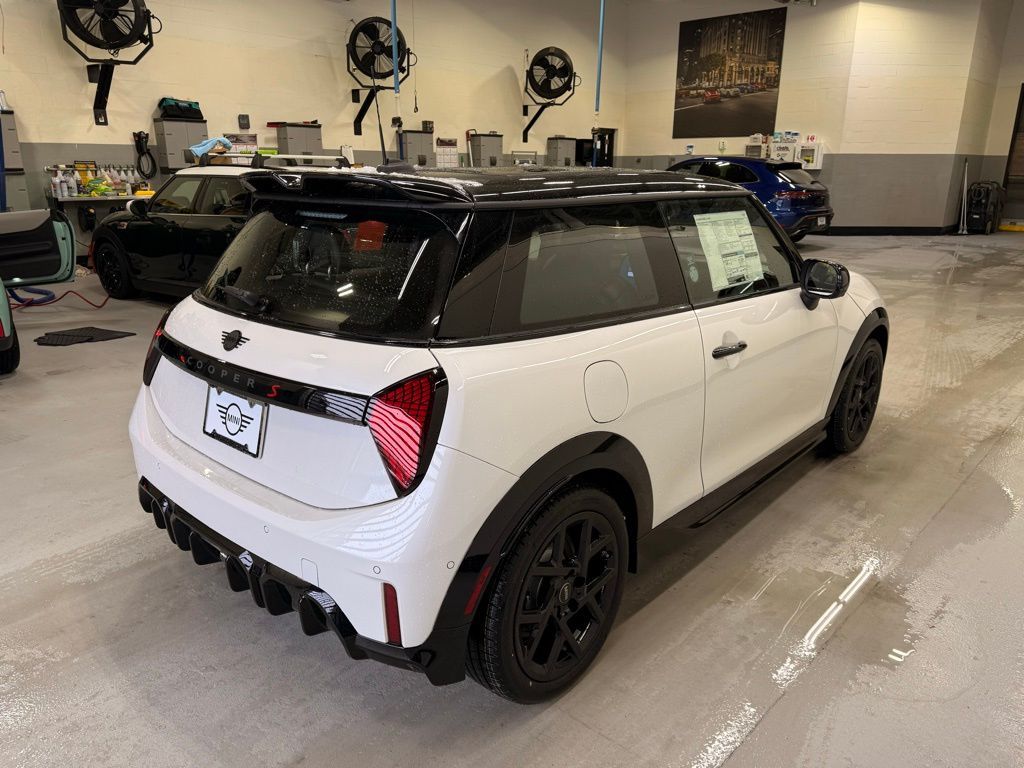 Thumbnail: 2026 MINI Cooper - 6